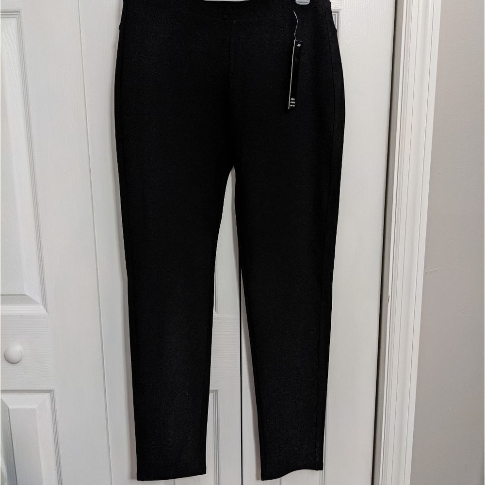 Black leggings